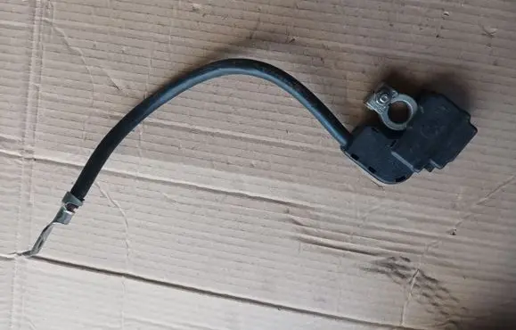 BMW 5 E60 E61 Negative earth cable (battery) 9215954 6112921595401 14945110