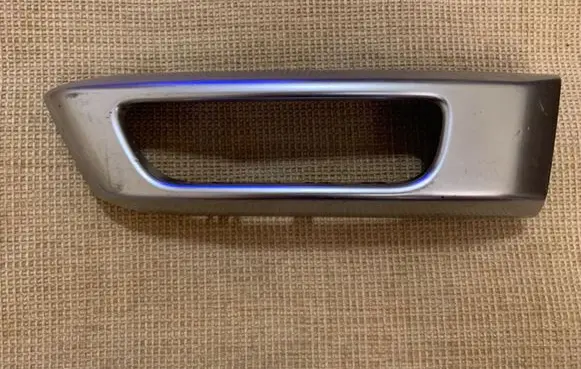 Land Rover Range Rover Sport L494 Fog light bracket DK6215B217CA