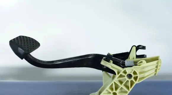 BMW 6 F06 Gran coupe Accelerator throttle pedal 6775368