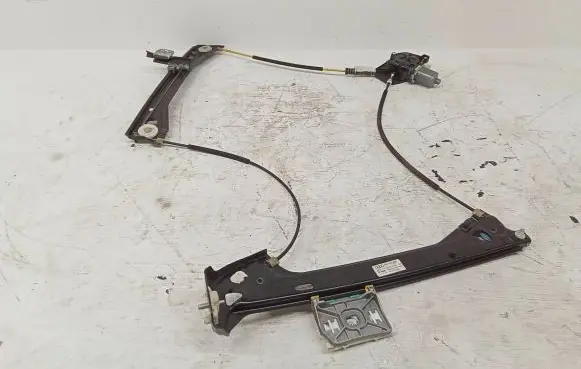 Audi TT TTS RS Mk3 8S Front door window regulator with motor 8S0837462 04022016 1021C16079106