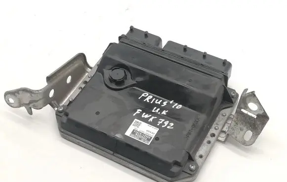 Toyota Prius (XW30) Engine control unit/module 8966147410