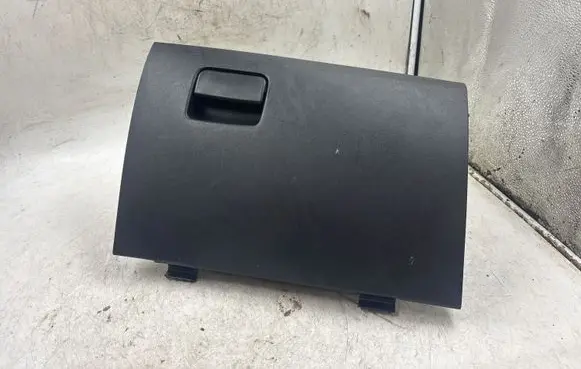 Mitsubishi Lancer X Glove box 