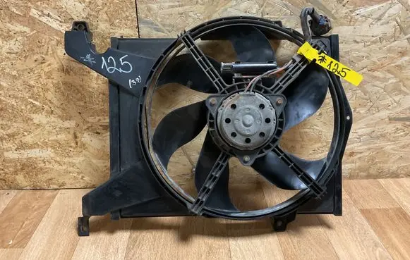 Volvo S40, V40 Electric radiator cooling fan 8240276