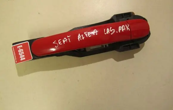 Seat Altea Rear door exterior handle 5P0839886A