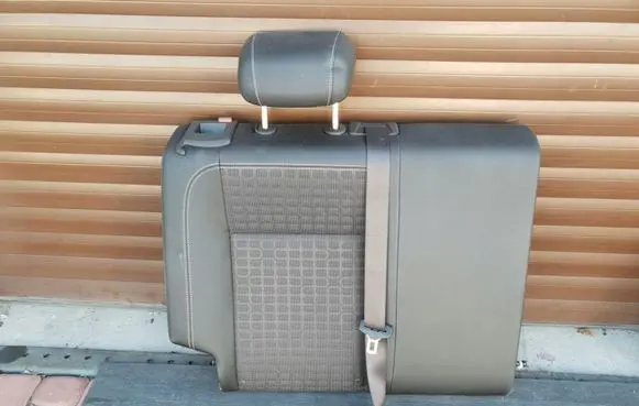 Opel Astra J Rear seat 39TYS