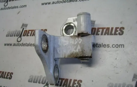 Lexus LS 460 - 600H Front door lower hinge 07A0380F18