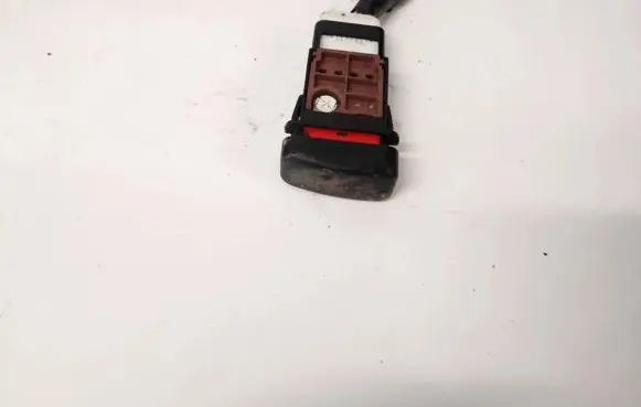 Mazda 626 Hazard light switch 153132