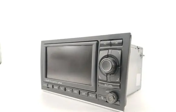 Audi A4 S4 B7 8E 8H Radio/CD/DVD/GPS head unit 8E0035192Q