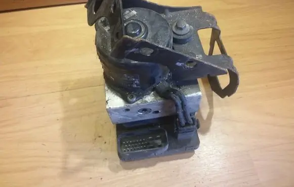 Ford Galaxy ABS Pump 1J0907379P