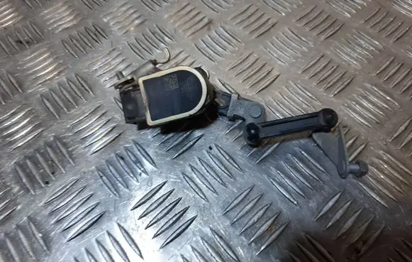 BMW 6 F12 F13 Headlight/headlamp level sensor 6784072