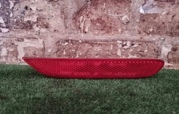 Nissan Qashqai Rear tail light reflector 25023005