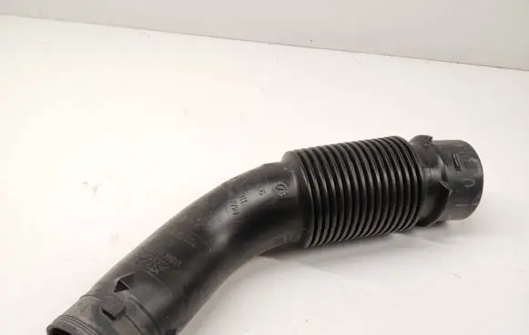 Opel Grandland X Air intake duct part 9810920980 70078W01