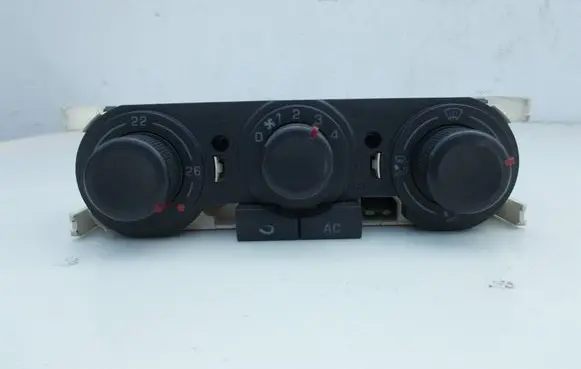 Seat Ibiza III (6L) Climate control unit 6L0820045A