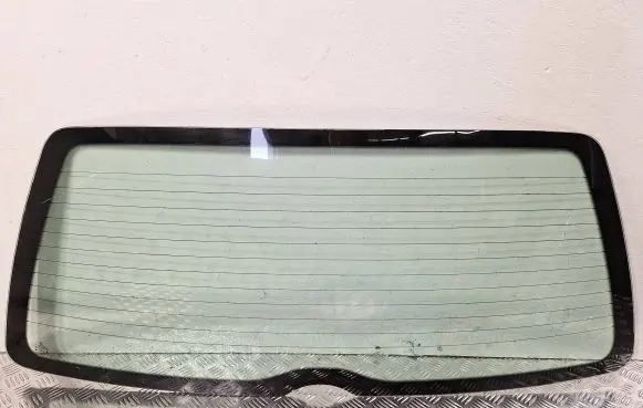 Volkswagen PASSAT B4 Rear windscreen/windshield window 43R000980 DOT36AS2M129