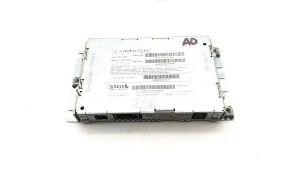 Jaguar XK - XKR Antenna control unit 8W8318C963AB