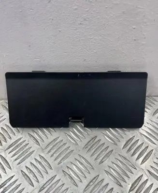BMW 2 F46 Glove box set 21041310