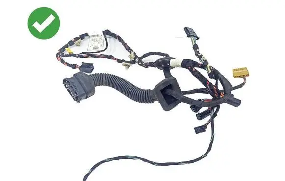 Mercedes-Benz R W251 Front door wiring loom A0015455945 A0015456945 13709763