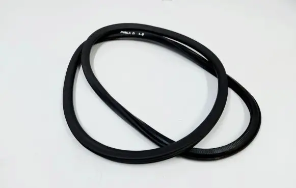 Opel Mokka B Front door