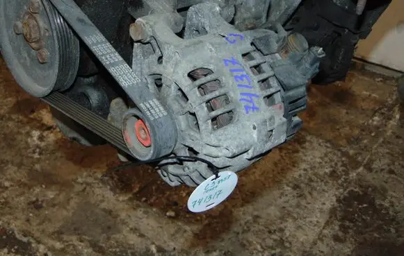 Citroen C3 Generator/alternator 5705AP 9642879780 SG10B023
