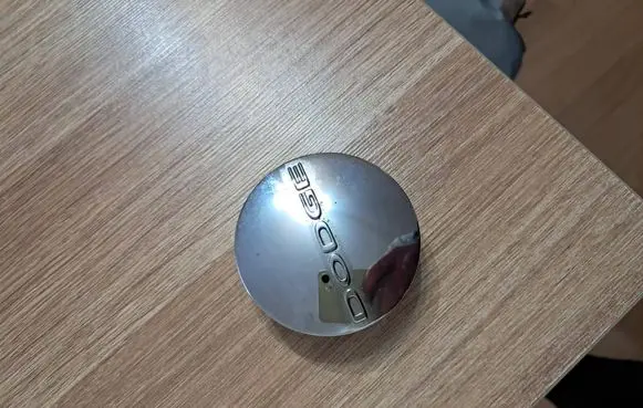 Dodge Challenger Original wheel cap 1SK35TRMAA