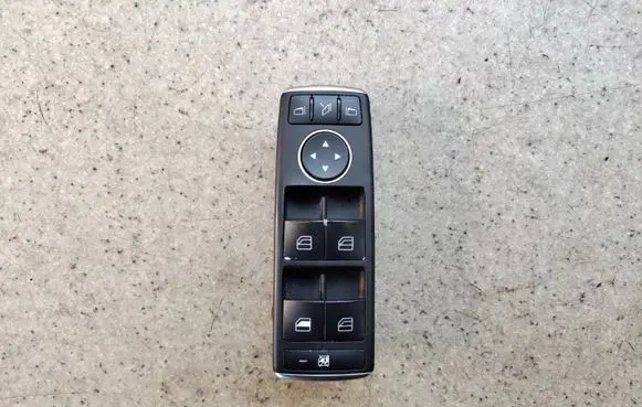 Mercedes-Benz CLA C117 X117 W117 Electric window control switch A166905440027A A1669054400