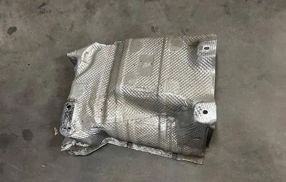 Porsche Macan (95B) Exhaust heat shield 95B804173G