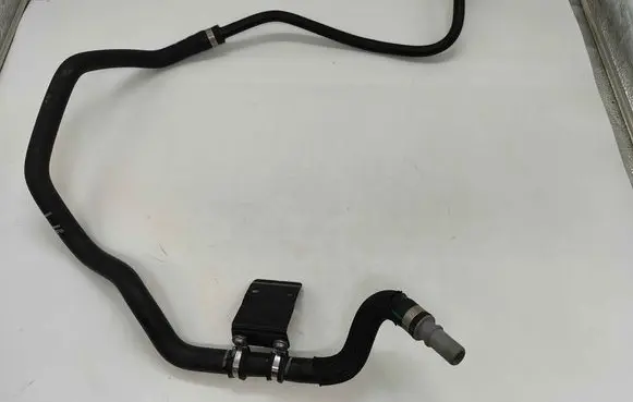 Volvo XC60 Engine coolant pipe/hose 32222173 32382199