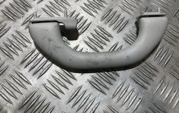 Skoda Fabia Mk2 (5J) Rear interior roof grab handle 6y0857607