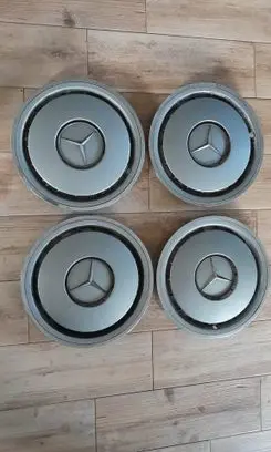 Mercedes-Benz E W124 R15 wheel hub/cap/trim 1244010924