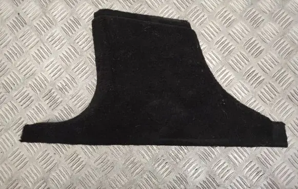 Mercedes-Benz S W221 (B) pillar trim (bottom) A2216901125