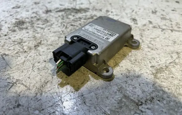 Opel Vectra C ESP acceleration yaw rate sensor 09184504 448801002011 13665701
