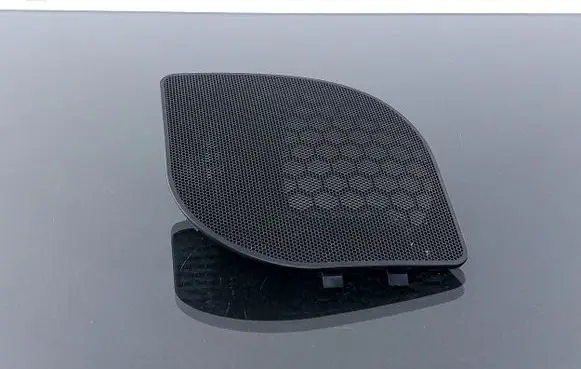 Side speaker trim/cover