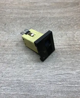 Opel Omega B1 Seat heating switch 09147902 2278430