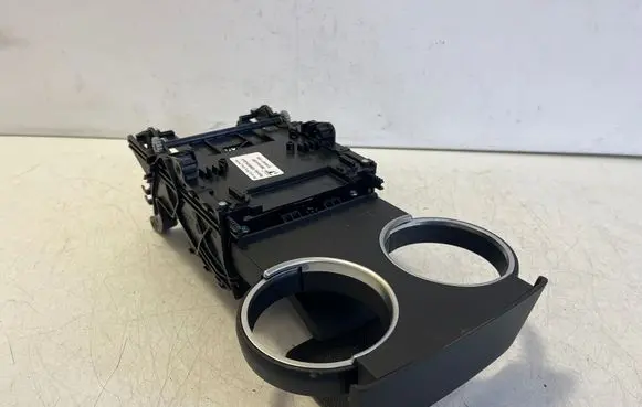 Tesla Model S Cup holder front 108667000A