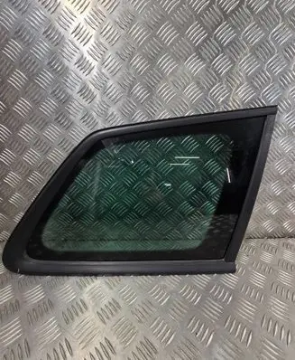 Skoda Kodiaq Rear side window E001264 DOT899M315AS3 43R00101