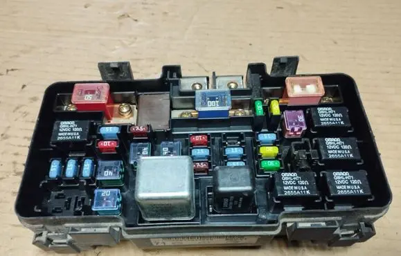 Honda Element Fuse box set SCVV1