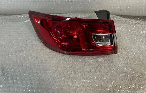 Renault Clio IV Rear/tail lights 