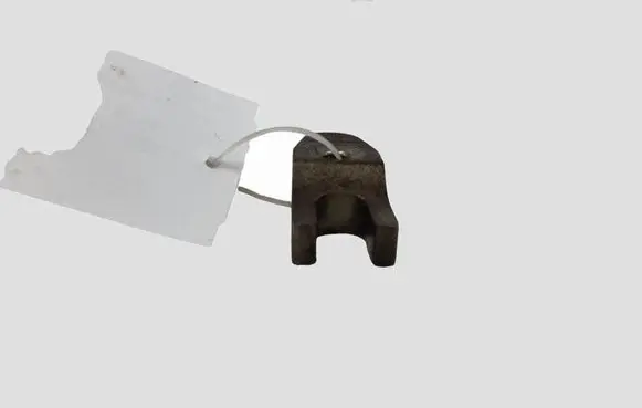 Volvo V40 Fuel Injector clamp holder