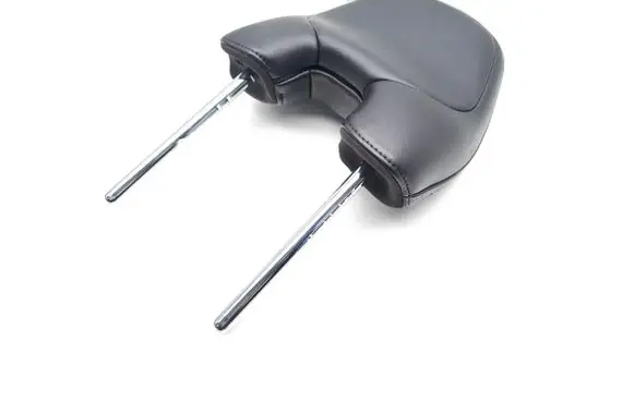 Volvo V40 Front seat headrest 