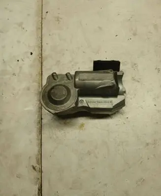 Mercedes-Benz C W203 Steering wheel lock 2034621130