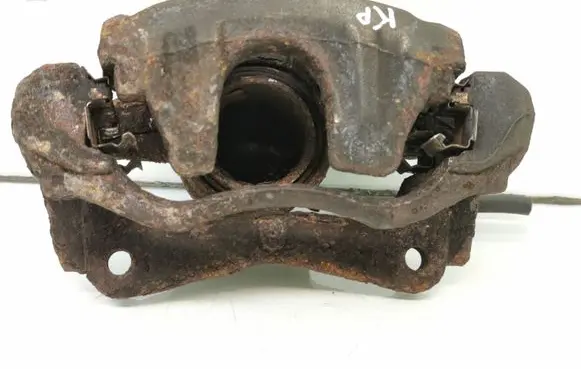 Toyota Corolla Verso E121 Front brake caliper