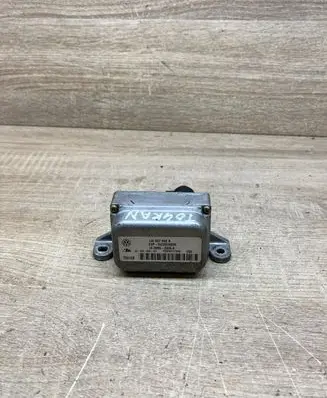 Volkswagen Golf IV ESP acceleration yaw rate sensor 1J0907655A 10098503064