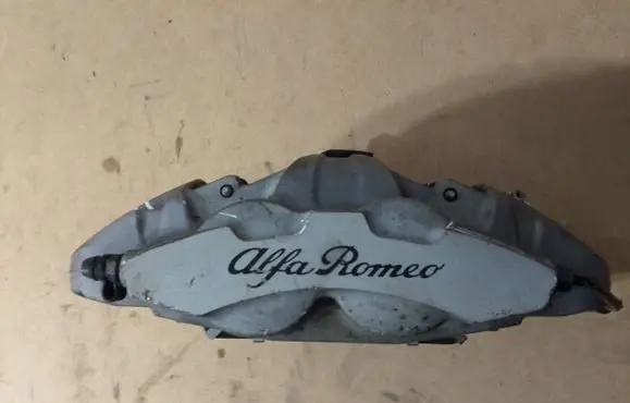 Alfa Romeo Stelvio Front brake caliper 20C29807