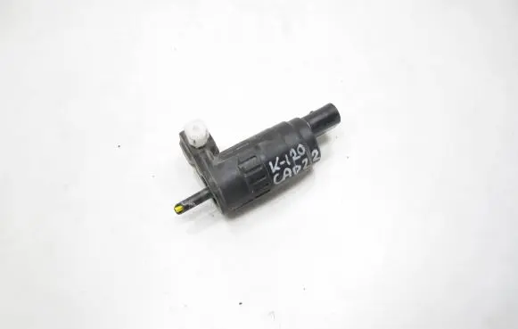 Volkswagen Caddy Windscreen/windshield washer pump 1K6955651 10041177