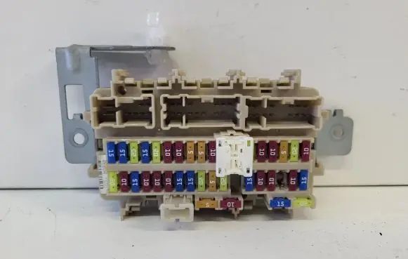 Nissan Qashqai Fuse 4EB0A3L02