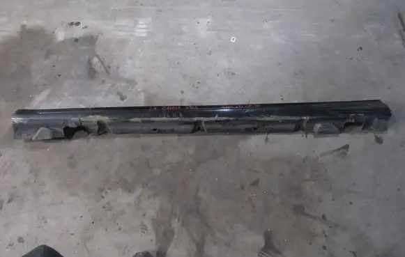 Mercedes-Benz C W204 Foot area side trim 
