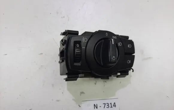 BMW 1 E81 E87 Light switch 6932794