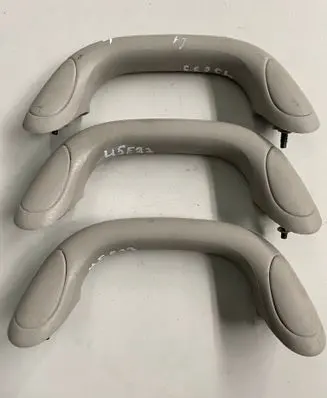Nissan Navara D23 A set of handles for the ceiling 