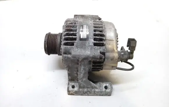 Volvo V40 Generator/alternator 9472908