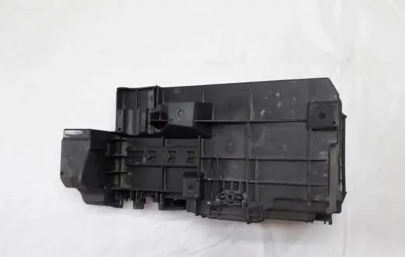 Battery box tray
